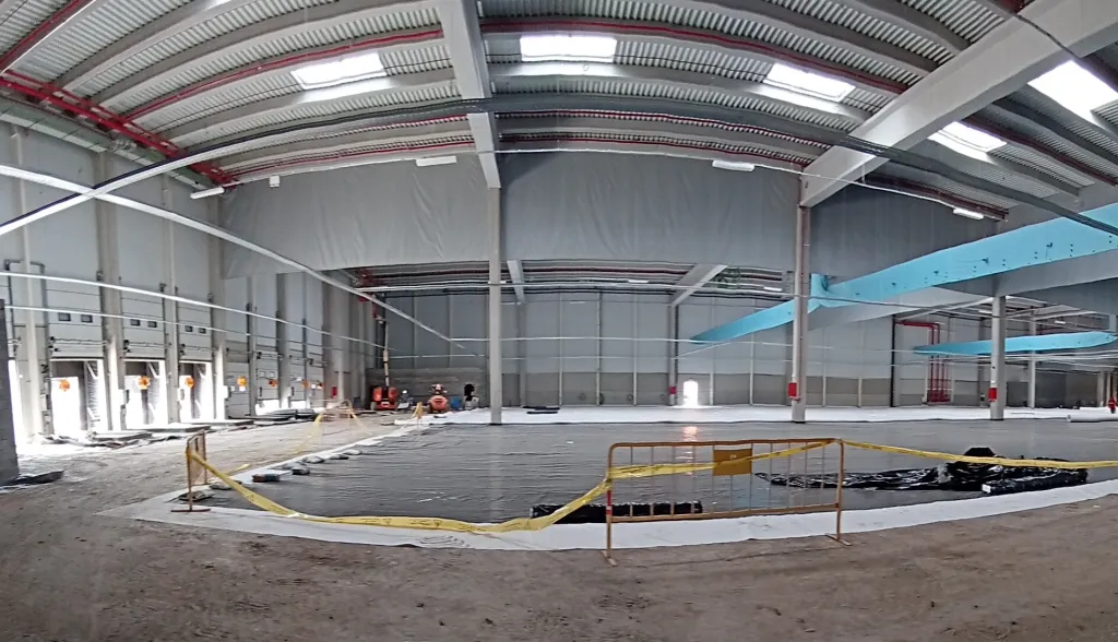 Installation of a protective barrier (radon-proof membrane). Source: LITOCLEAN S.L.